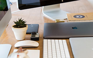 爱游戏中国官方登录入口网站-英超豪门疯狂引援，购入顶级中场巩固争冠决心，英超落魄豪门