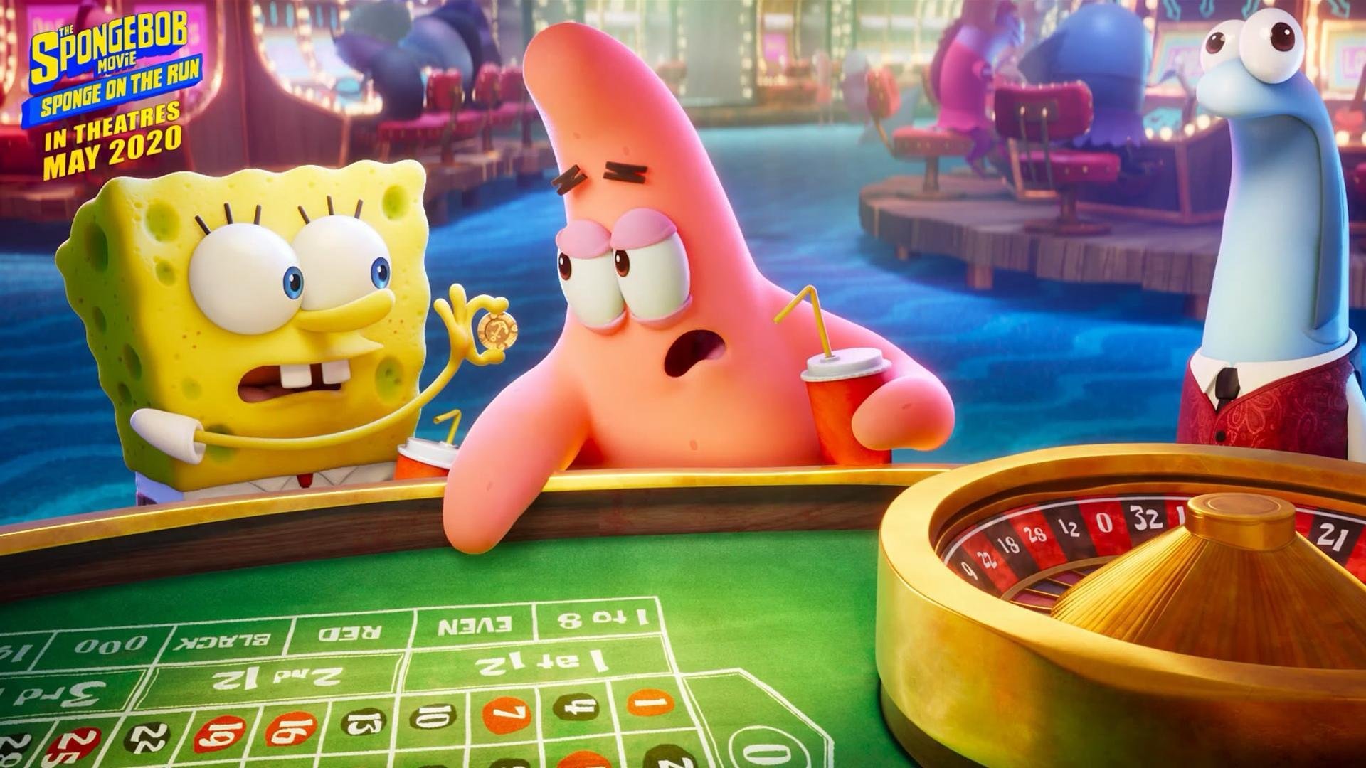 “水上救生：三叉湖游泳馆选手英勇救援，瞬间成焦点”